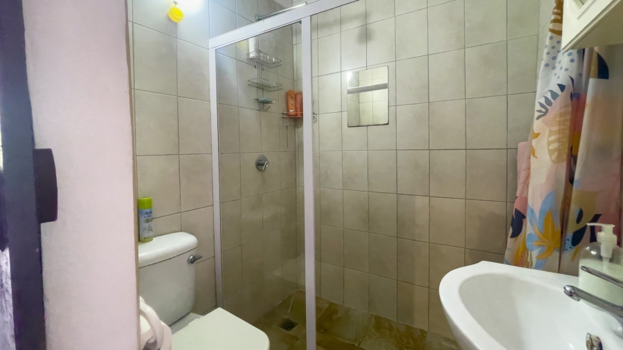 6 Bedroom Property for Sale in Hersham Western Cape